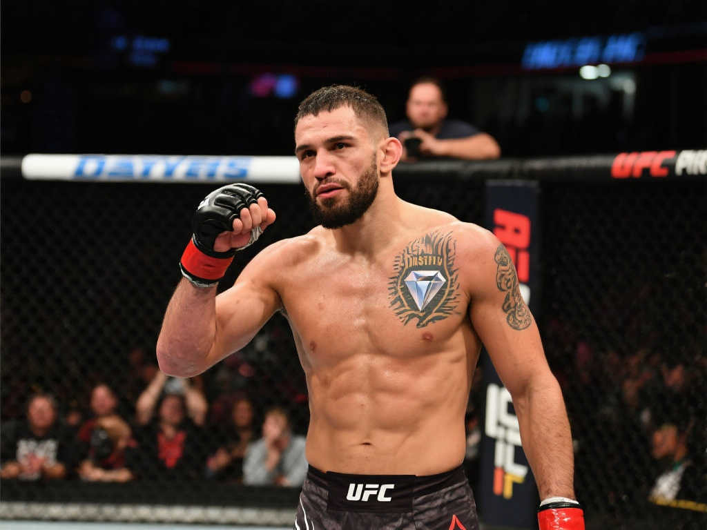 要求拍攝這 要求拍攝這